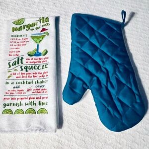 HOME COLLECTION FROZEN MARGARITA BRIGHT BLUE OVEN MITT AND TOWEL SET NWT